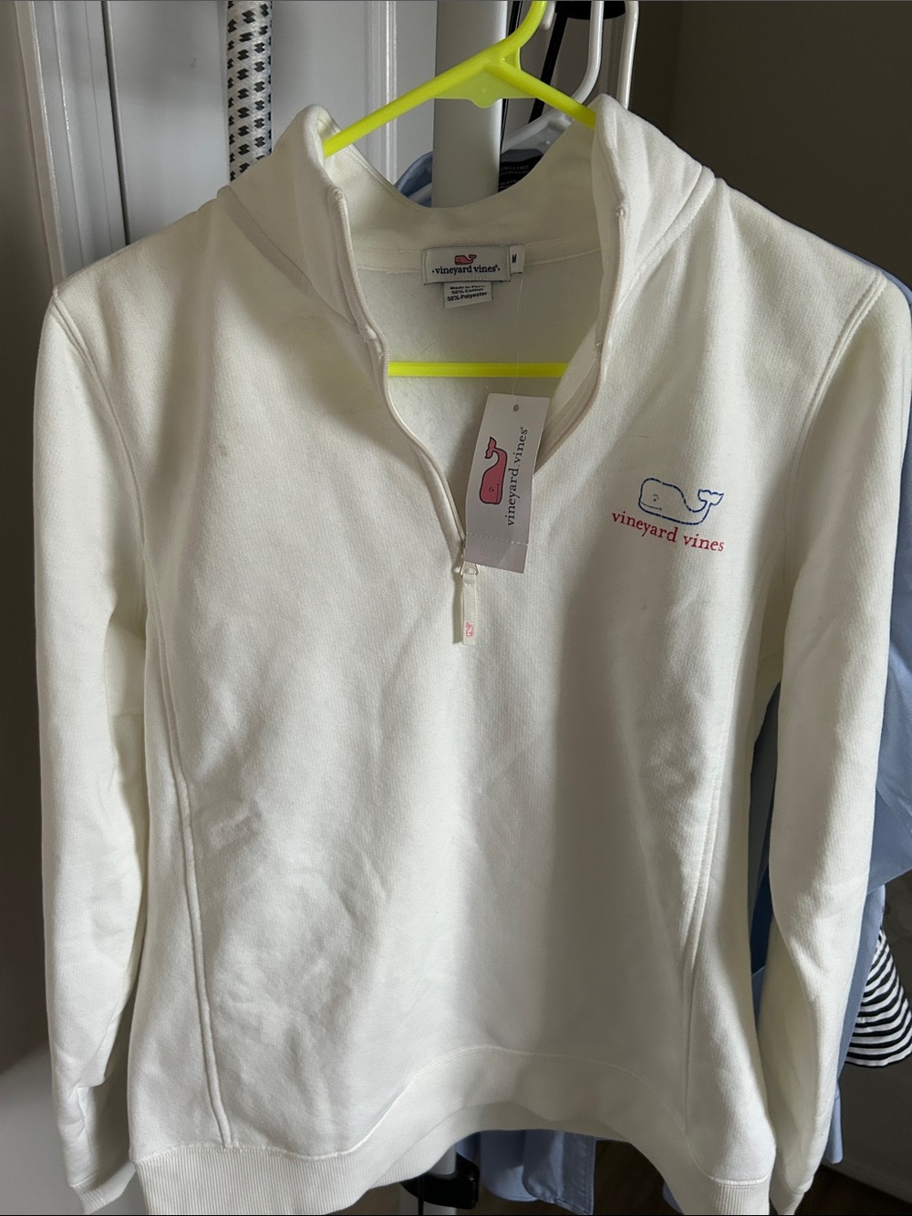 Vineyard Vines Cream Half-Zip Pullover with Whale Logo size medium